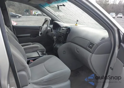 2004 Toyota Sienna Le из США, поврежденный, VIN 5TDZA23C34S059438